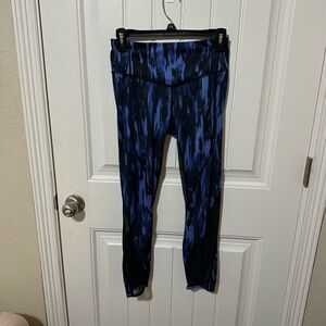 Lululemon leggings size 4 nwot